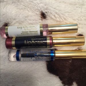 Lipsense lip gloss